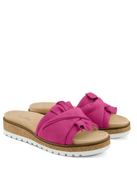 LaShoe Skórzane klapki w kolorze różowym rozmiar: 40. Różowe klapki LaShoe, bez wzorów, z materiału, z otwartym noskiem, bez obcasa. Za 130,81 zł.