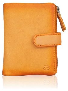 Bellicci Skórzany portfel "Kyoka" w kolorze żółtym - 9 x 12 x 2 cm rozmiar: onesize. Żółte portfele Bellicci, bez wzorów, z materiału. Za 73,99 zł.