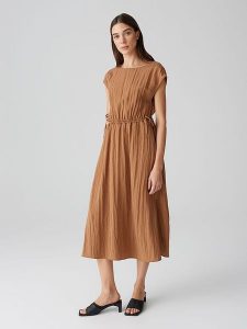 OPUS Sukienka "Witrana" w kolorze karmelowym rozmiar: 42. Brązowe sukienki Opus, bez wzorów, z bawełny, bez kołnierzyka, bez ramiączek, midi. Za 214,95 zł.