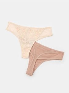 Siateczkowe stringi 2 pack - wielobarwny. Stringi Sinsay, bez wzorów. W wyprzedaży za 11,99 zł.