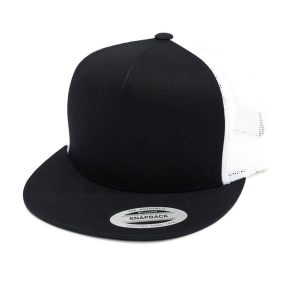 Klasyczna Dwukolorowa Czapka Z Daszkiem. Białe czapki FLEXFIT, bez wzorów, klasyczne. Za 51,99 zł.