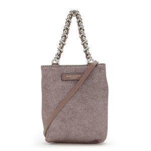 Gianni Chiarini Torebka Gianni Chiarini fioletowy - skóra Torebki 1 ct Damski. Fioletowe torebki klasyczne Gianni Chiarini, bez wzorów, z materiału, na ramię, bez dodatków. Za 457,99 zł.