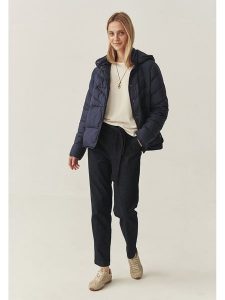 TATUUM Kurtka pikowana w kolorze granatowym rozmiar: 42. Niebieskie kurtki Tatuum, bez wzorów, bez kaptura. Za 400,95 zł.