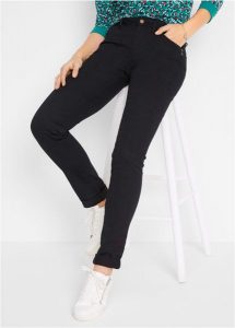 Dżinsy ze stretchem straight, mid waist. Czarne jeansy bonprix, bez wzorów, z jeansu. Za 82,99 zł.