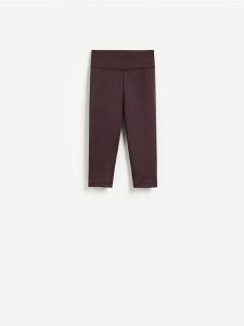 Legginsy capri - ciemnofioletowy. Fioletowe legginsy Reserved, bez wzorów, z dzianiny. Za 69,99 zł.
