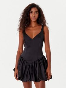 Bardot Sukienka koktajlowa Oria Bubble 60001DB Czarny Regular Fit. Czarne kombinezony Bardot, bez wzorów, z syntetyku, wizytowe, bez kołnierzyka, bez ramiączek. Za 479,99 zł.