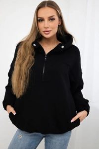 Bluza z kapturem czarna. Czarne bluzy KESI, l, bez wzorów, z bawełny, z kapturem. Za 218,51 zł.