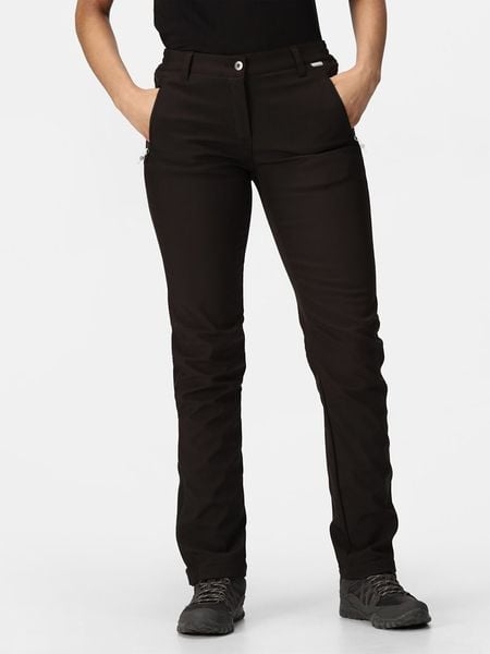 Regatta Spodnie softshellowe "Geo" w kolorze czarnym rozmiar: 46. Czarne spodnie dresowe Regatta, m, bez wzorów. Za 173,99 zł.