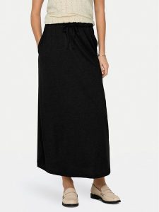 JDY Spódnica maxi Dalila 15317570 Czarny Regular Fit. Czarne spódnice JDY, s, bez wzorów, z syntetyku, maxi. Za 99,99 zł.