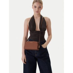 Torebka MICHAEL Michael Kors. Brązowe torebki klasyczne MICHAEL Michael Kors, bez wzorów, bez dodatków. Za 659,99 zł.