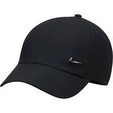 Czapka z daszkiem Nike Dri-Fit Club Unstructured Metal Swoosh. Czarne czapki Nike, bez wzorów. Za 95,00 zł.