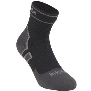 Skarpety wodoodporne Bridgedale StormSock Lt Ankle. Czarne skarpetki Bridgedale, bez wzorów. Za 147,99 zł.