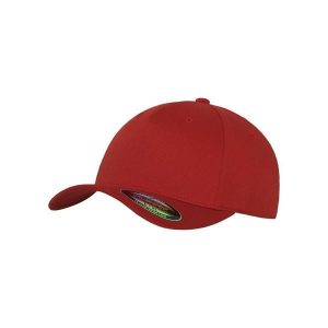 Czapka Z 5 Panelami Unisex. Czerwone czapki FLEXFIT, bez wzorów. Za 74,99 zł.