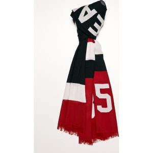 Tommy Jeans - Szal. Szaliki marki Tommy Jeans. W wyprzedaży za 139,90 zł.