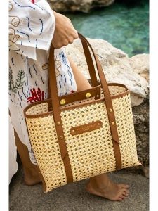 Maison héritage PARIS Torebka "Bondi" w kolorze jasnobrązowym - 28,5 x 26 x 18 cm rozmiar: onesize. Brązowe torebki klasyczne Maison héritage PARIS, bez wzorów, z materiału, bez dodatków. Za 434,99 zł.