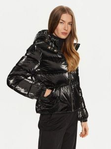 Gaudi Kurtka zimowa 421BD35008 Czarny Regular Fit. Czarne kurtki Gaudi, na zimę, bez wzorów, z syntetyku, bez kaptura. Za 479,99 zł.