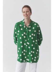 TATUUM Koszula "Dotta" w kolorze zielonym rozmiar: 44. Zielone koszule Tatuum, s, bez wzorów, z wiskozy, bez kołnierzyka, bez ramiączek. Za 95,69 zł.