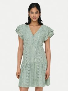 ONLY Sukienka letnia Helena 15303058 Zielony jasny Regular Fit. Zielone kombinezony ONLY, na lato, l, bez wzorów, z bawełny, bez kołnierzyka, bez ramiączek. Za 199,99 zł.