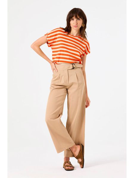 Garcia Koszulka w kolorze kremowo-pomarańczowym rozmiar: S. Brązowe bluzki Garcia, s, bez wzorów, bez kołnierzyka, bez ramiączek. Za 69,91 zł.