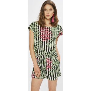 Jacqueline de Yong - Szorty Carla. Szorty marki Jacqueline de Yong. W wyprzedaży za 34,90 zł.
