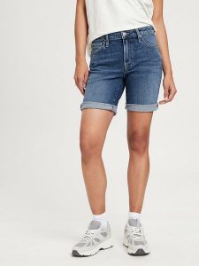 Cross Jeans Szorty dżinsowe w kolorze niebieskim rozmiar: W27. Niebieskie szorty Cross Jeans, z aplikacjami, z bawełny, klasyczne, z podwyższonym stanem. Za 122,96 zł.