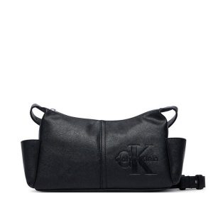 Torebka Calvin Klein. Czarne torebki klasyczne Calvin Klein, bez wzorów, bez dodatków. Za 409,99 zł.