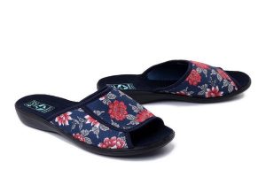 ADANEX 29116 DIK1VV granatowy, kapcie damskie. Niebieskie kapcie Adanex, bez wzorów. Za 62,99 zł.