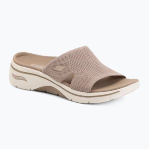 Klapki damskie SKECHERS Go Walk Arch Fit 2.0 Dakota. Brązowe klapki Skechers, bez wzorów, bez obcasa. Za 279,99 zł.