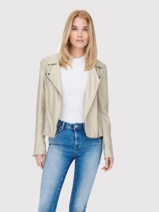 ONLY Kurtka z imitacji skóry Gemma 15153079 Beżowy Regular Fit. Brązowe kurtki ONLY, bez wzorów, ze skóry, bez kaptura. Za 169,99 zł.