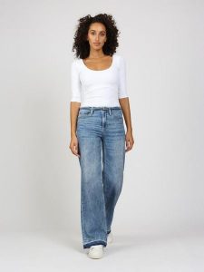 GANG JEANS Dżinsy "Amelie" - Comfort fit - w kolorze niebieskim rozmiar: W33. Niebieskie jeansy GANG JEANS, z aplikacjami, z jeansu, z podwyższonym stanem. Za 322,95 zł.
