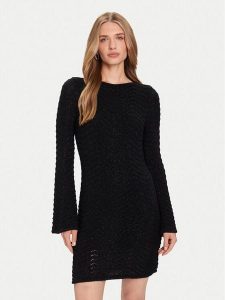 Guess Sukienka dzianinowa W5BK83 Z0192 Czarny Regular Fit. Czarne kombinezony Guess, m, z aplikacjami, z dzianiny, bez kołnierzyka, bez ramiączek. Za 389,99 zł.
