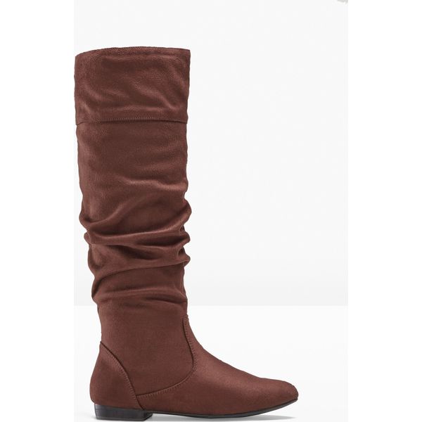 Kozaki. Czarne kozaki bonprix, bez wzorów, bez obcasa, bez zapięcia. Za 169,99 zł.