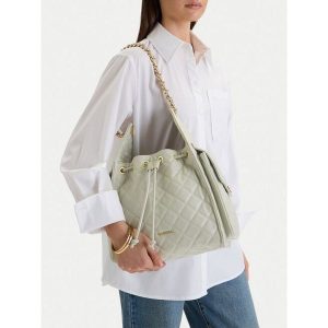 Torebka Badura. Zielone torebki klasyczne Badura, bez wzorów, bez dodatków. Za 299,99 zł.