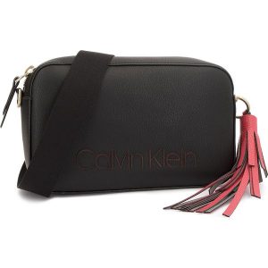 Torebka CALVIN KLEIN - Pop Crossbody K60K604469 001. Czarne listonoszki marki Calvin Klein, ze skóry ekologicznej. Za 549,00 zł.