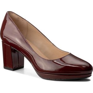 Półbuty CLARKS - Kelda Hope 261267244 Rust. Czółenka marki Clarks. W wyprzedaży za 259,00 zł.