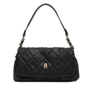 Torebka Tommy Hilfiger. Czarne torebki klasyczne TOMMY HILFIGER, bez wzorów, bez dodatków. Za 569,99 zł.