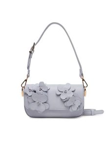 Aldo Torebka Daisybouquet 13989697 Fioletowy. Fioletowe torebki klasyczne ALDO, bez wzorów, ze skóry, bez dodatków. Za 179,99 zł.