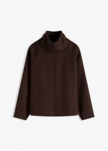 Sweter z golfem. Białe golfy bonprix, bez wzorów. Za 124,99 zł.