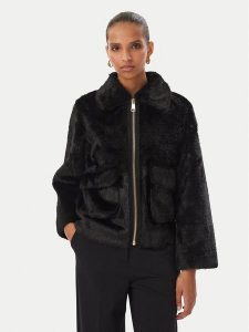 Rinascimento Futro CFC0127150003 Czarny Regular Fit. Czarne płaszcze Rinascimento, m, bez wzorów, z futra, bez kaptura. Za 844,99 zł.