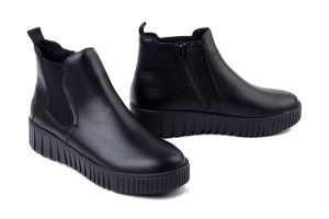 RIEKER Y6151-00 black, botki damskie. Czarne botki Rieker, bez wzorów, bez obcasa, bez zapięcia. Za 311,41 zł.