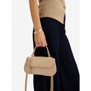 Torebka MEXX. Brązowe torebki klasyczne Mexx, bez wzorów, bez dodatków. Za 149,99 zł.