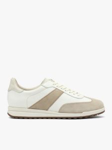 Kremowo-beżowe sportowe półbuty. Białe półbuty Ryłko, bez wzorów, z gumy, z okrągłym noskiem, bez obcasa, na płaskiej podeszwie, bez zapięcia. Za 479,99 zł.