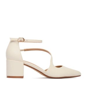 Czółenka JENNY. Czółenka Jenny, bez wzorów, bez obcasa, bez zapięcia. Za 139,99 zł.