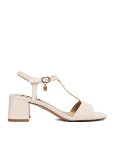 Nine West Sandały CEO-LS505187-14 Beżowy. Brązowe sandały Nine West, bez wzorów, z materiału, bez obcasa, na słupku, bez zapięcia. Za 229,99 zł.