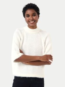Kaffe Sweter Emilie 10509092 Beżowy Loose Fit. Brązowe swetry klasyczne Kaffe, xl, z syntetyku, bez kołnierzyka. Za 209,99 zł.