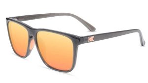 Okulary przeciwsłoneczne dla dorosłych - kategoria 3 z polaryzacją - Jelly Grey. Szare okulary przeciwsłoneczne KNOCKAROUND, prostokątne. Za 190,40 zł.