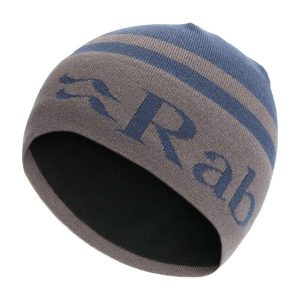 Czapka dzianinowa z logo Rab Logo Band Beanie. Zielone czapki RAB, bez wzorów, z dzianiny, sportowe. Za 64,99 zł.