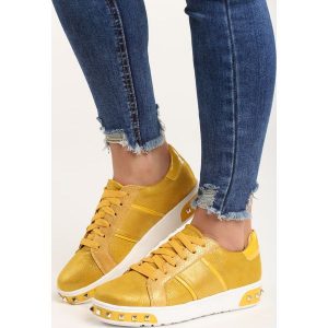 Żółte Buty Sportowe Capricorn. Buty sportowe marki Born2be. Za 49,99 zł.