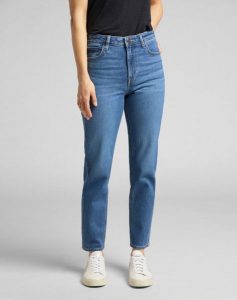 LEE CAROL WORN IRIS L30UMWQW 112139803. Niebieskie jeansy Lee, bez wzorów, z jeansu. Za 199,99 zł.