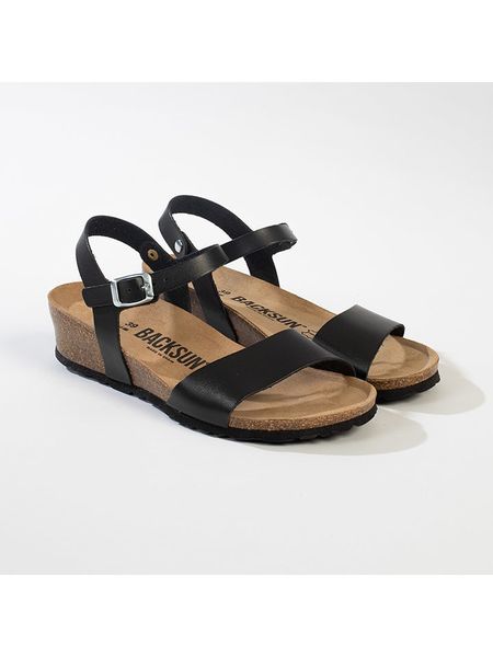 BACKSUN Sandały "Calabria" w kolorze czarnym na koturnie rozmiar: 36. Czarne sandały Backsun, bez wzorów, z otwartym noskiem, bez obcasa, na koturnie, bez zapięcia. Za 136,95 zł.